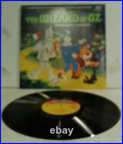 Disneyland Wizard of Oz Baum 3957 book attached to album record lot 1969 Disneyland Wizard of Oz Baum 3957 book attached to album record lot 1969