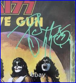 KISS Love Gun Signed Record Autographed Album Ace Frehley Peter Criss
