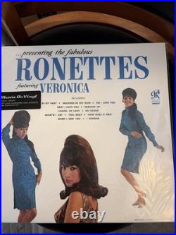 Presenting The Fabulous Ronettes Phillies LP-4006 Play Tested