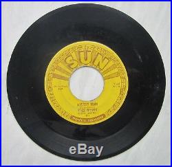 THE HOLY GRAIL OF ELVIS RECORDS-the ORIGINAL 5 SUN 45s