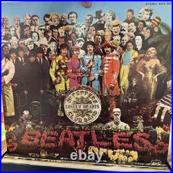 The Beatles Collection Made In Japan, 15 Albums In 13 Records